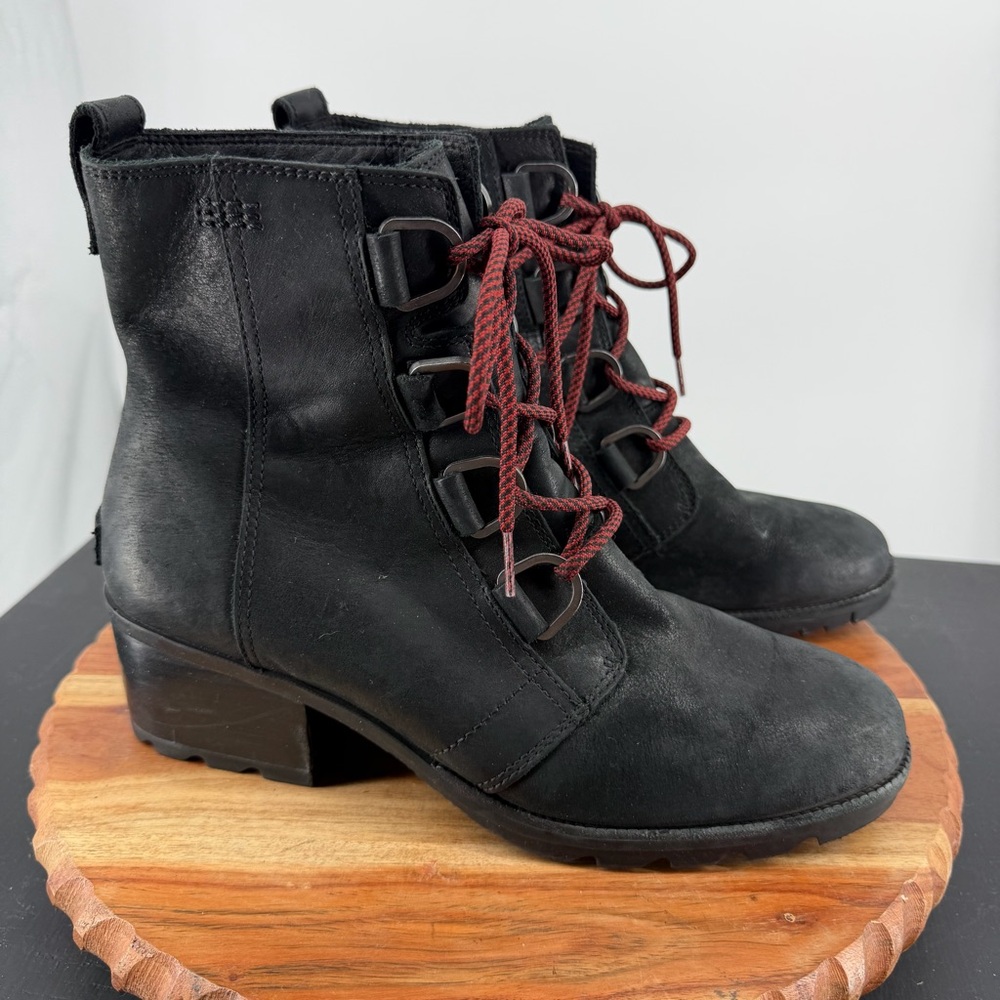 Sorel Women’s Cate Lace Up Boots Black Leather Waterproof LL5361-010 sz 10
